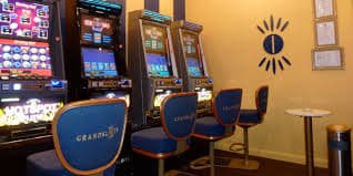 Antarmuka platform lapakhuda menampilkan pasar sportsbook dan permainan kasino live